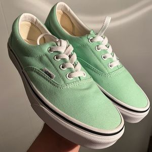 Brand new never worn mint size 7 vans